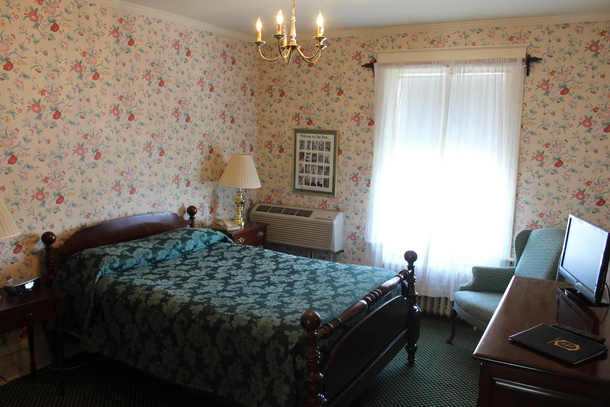 White Inn Fredonia Экстерьер фото