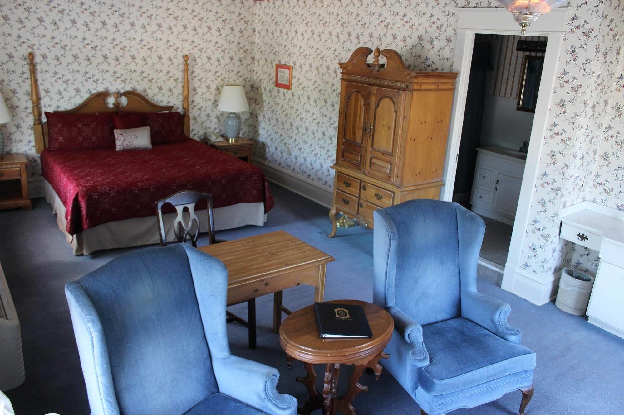 White Inn Fredonia Экстерьер фото
